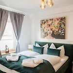 Kapellenhof Mit Infrarotsauna Und Vier Schlafzimmern * Эдигер-Эллер
