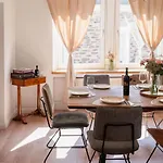 Kapellenhof Mit Infrarotsauna Und Vier Schlafzimmern Эдигер-Эллер